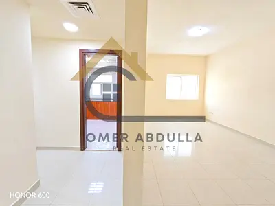 Elegant Unit | Family Friendly | Ready To Move | Easy Exit