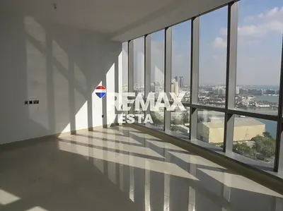Spacious 1 Bedroom | Pool View | Prime Location