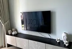 Prime Location | Fully Furnished | Middle Floor