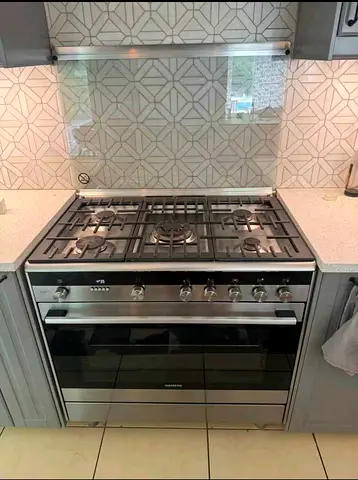 Siemens iQ700 Stove++ Gas Electric Oven 90 by 60cm