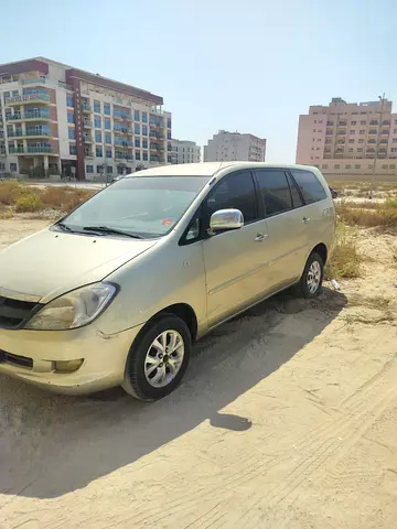 2007 Toyota INNOVA 照片 2