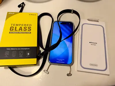Iphone 17 air 10 months old 512 GB in perfect condition with full accessories