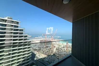 High Floor Studio | Best Unit | Prime Location