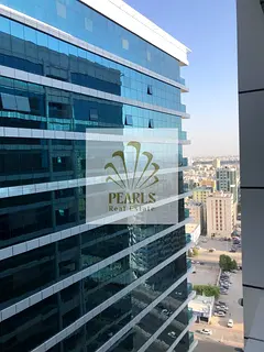 LUXURIOUS 2-BR APARTMENT IN GULF TOWERS, AL RASHIDIYA 1 | FREE GYM, POOL & PARKING, 2 BATHROOMS