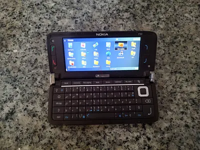 Nokia E90