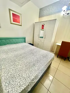 PVT room in Dubai Marina Sulafa Tower