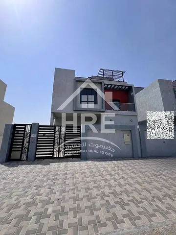 Modern Villa with Rooftop Terrace and Prime Location in Al Zahia