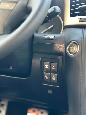 2015 Lexus LX-SERIES — миниатюра 14