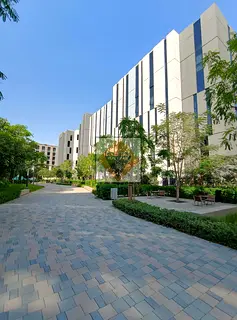 Luxury Apartment | Free Parking & Pool/Gym Access | Contemporary Design | Premium High-End Finishes 