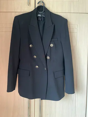 Zara suit
