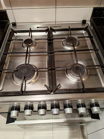 Used 4-Burner Stainless Steel Gas Hob with Controls