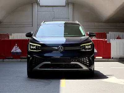 2022 Volkswagen ID.6 CROZZ 照片 2
