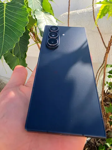 Samsung Galaxy Z Fold7 256GB Black – Like New
