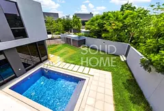PRIVATE POOL | CORNER | DISTRESS DEAL
