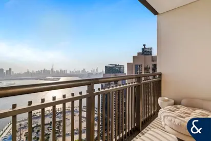 Upgraded | High Floor | Vacant