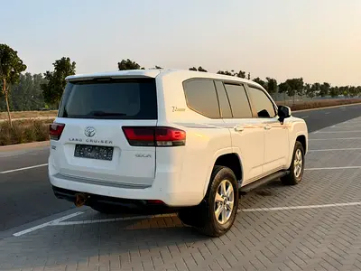 Toyota Land Cruiser DIESEL 2022 GXR GCC Specs