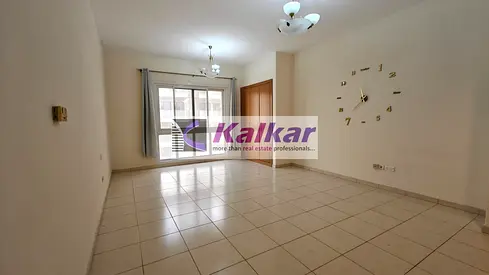 Spacious Studio Apartment for Rent | Vacant