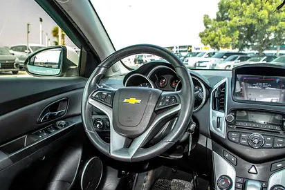 صورة 9 لـ 2013 Chevrolet CRUZE