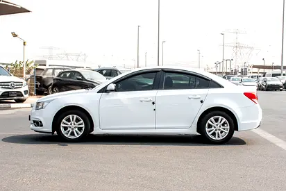 صورة 4 لـ 2013 Chevrolet CRUZE
