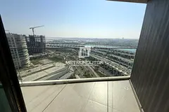 Stunning 1BR | Beachfront | Vacant | Ready to Move