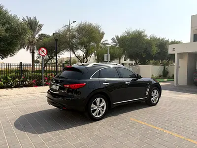 صورة 3 لـ 2019 Infiniti QX70