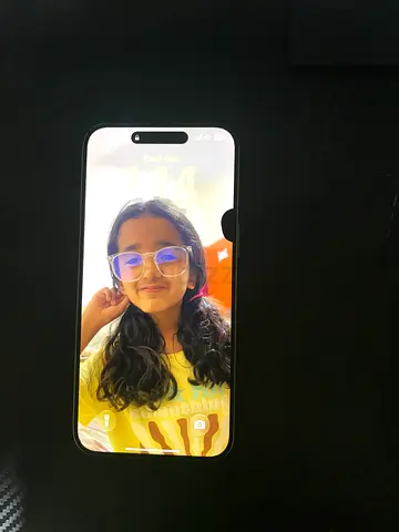 iPhone 15 Pro Max-256GB. dot on screen. Never repaired all working perfectly