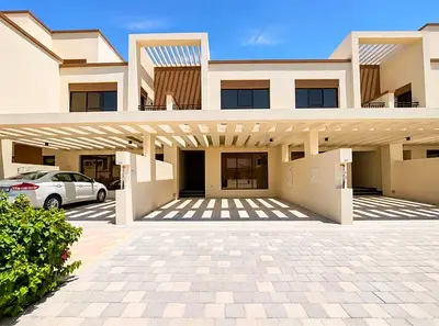 NEAR THE LAGOONS | FAMILY COMMUNITY| KEYS IN HAND