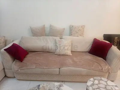 Beige 5-seater Sofa with Cushions — Good Condition