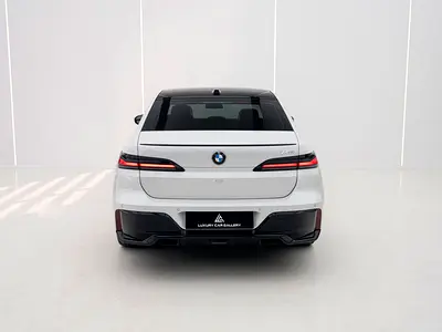 BOWERS & WILKINS | PANORAMIC GLASS ROOF | BURGUNDY LEATHER