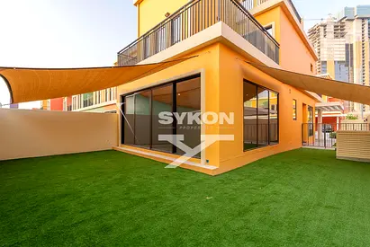 5 Bedroom Residence | Semi-Detached | Landscaped
