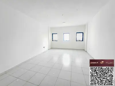 استديو للايجار مساحة كبيرة بقلب عجمان