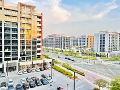 Amazing Bigger Studio // Open View // Ready to Move // All Amenities