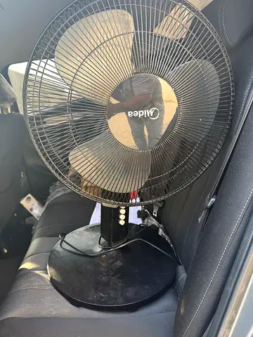 Midea pedestal fan - working condition, used