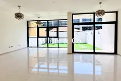 Spacious 3 Bed | Next to the mall |Vacant