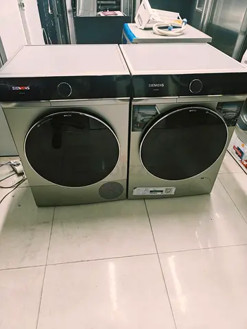 Siemens iq700 front-load 10kg washer and 9dryer pair - good working condition