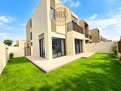 Luxury 4BR + Maid | Prime Community | Near All Amenities | La Violeta 2
