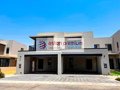 Luxury 4BR Townhouse | Prime Location | Accessible