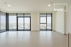 Corner Unit | 2 Parkings