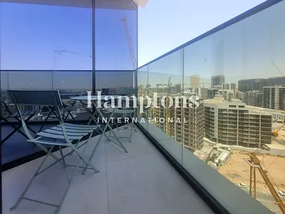 Fully Upgraded | Open View | Bright | Balcony