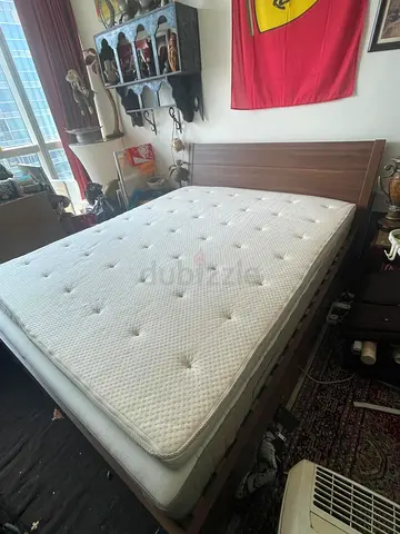 Queen size bed frame with mattress, never used. Comes w/copper mattress topper. 200x160