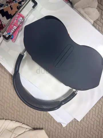 AirPod Max 2 Used over-ear wireless headphones (single pair) — almost brand new condition, 100% batt