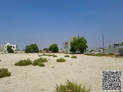 Residential investment land for sale / G+2 / Two streets / Bargain price / Strategic location / Villa permit