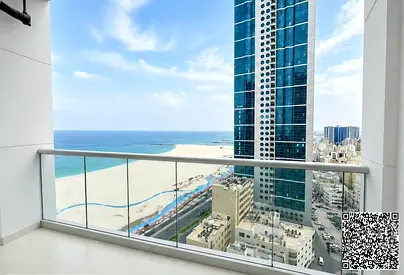 Prime location, luxurious finishes, panoramic sea view