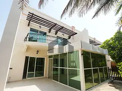Prime 3BR | Private Garden | Proximity to the Sea