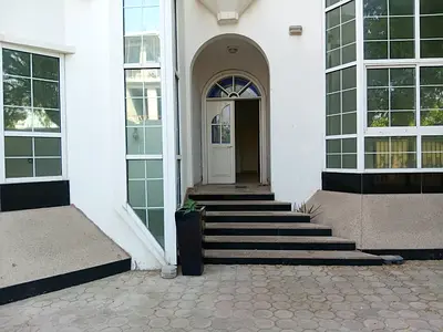 SPACIOUS 4 BEDROOM VILLA IN JUMEIRAH 3 | ELEGANT LIVING | GOOD LOCATION