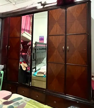 3 door wardrobe