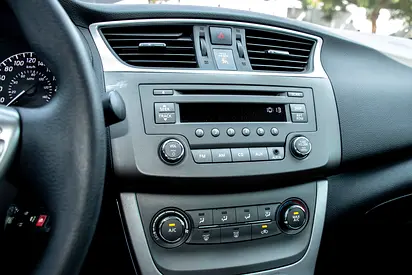 2014 Nissan SENTRA — миниатюра 13
