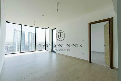 High Floor | Vacant | Amazing Layout