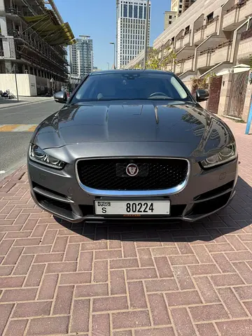 صورة 5 لـ 2016 Jaguar XE