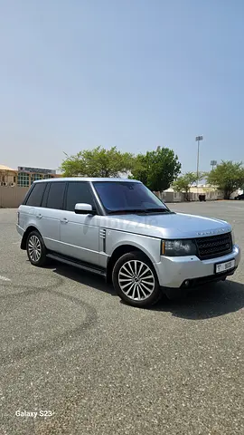 Land Rover Range Rover HSE 2012 GCC Specs